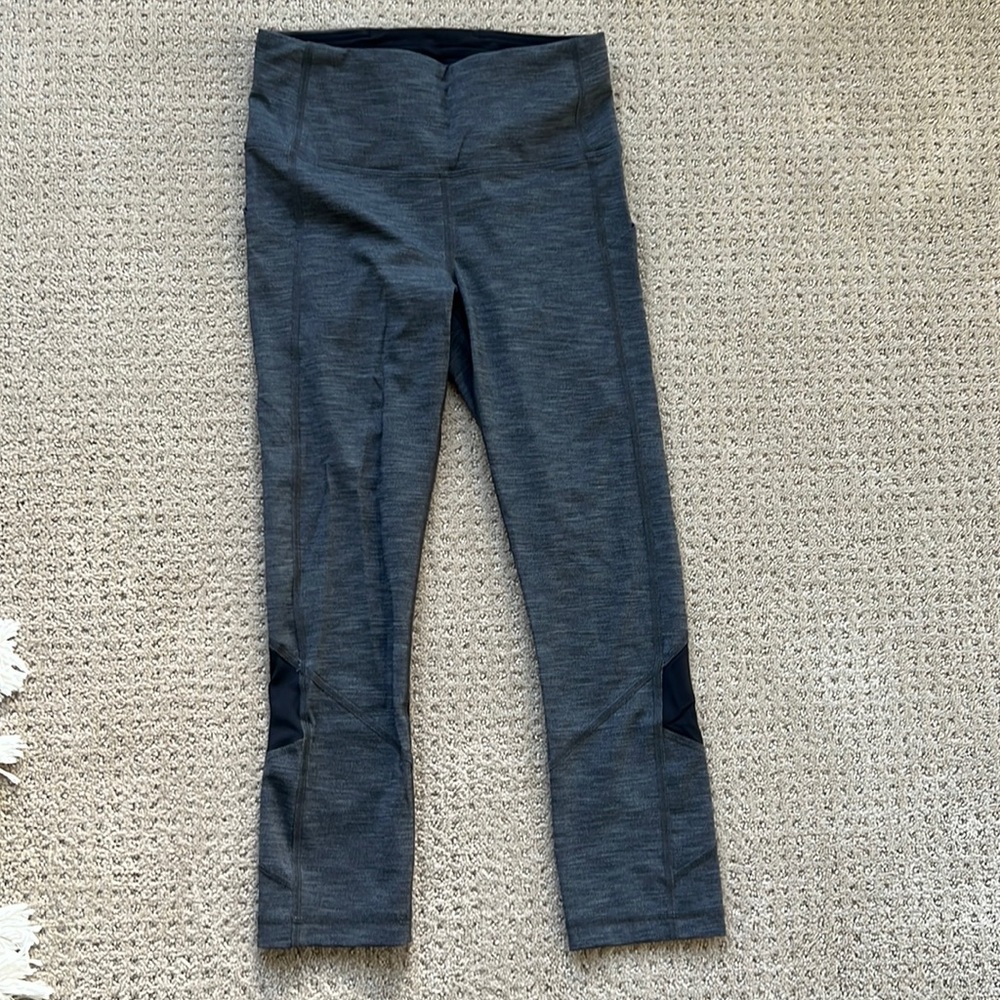 Lululemon Pace Rival Mid-Rise Crop 22”, size 4, Like New